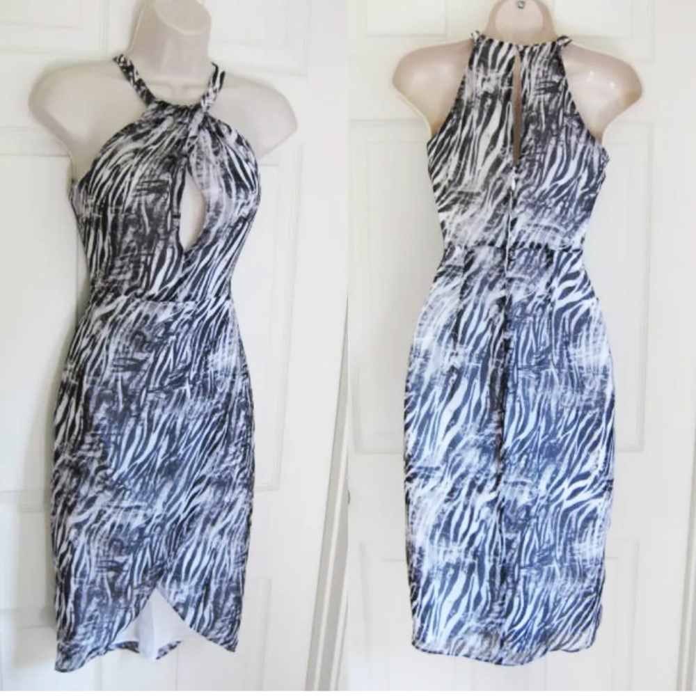 BEBE ZEBRA PRINTED KEYHOLE WRAP HEM DRESS NEW NWT $98 XXS XS SMALL